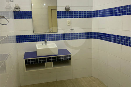 Apartamento à venda com 3 quartos, sendo 1 suíte,  em República, São Paulo, SP