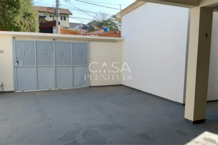 Casa à venda com 4 quartos, sendo 1 suíte, em Jardim Itanguá, Sorocaba, SP