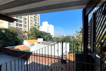 Casa à venda com 3 quartos em Sumarezinho, São Paulo, SP