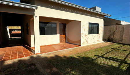 Casa à venda com 2 quartos, sendo 1 suíte,  em Jardim Aeroporto, Ponta Porã, MS