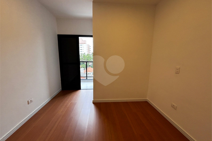 Sobrado à venda com 3 suítes em Vila Guilherme, São Paulo, SP
