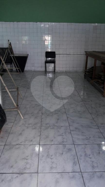 Prédio à venda com 5 quartos, sendo 1 suíte,  em Lauzane Paulista, São Paulo, SP