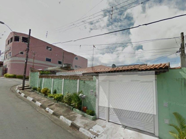Casa Térrea à venda com 3 quartos, sendo 1 suíte,  em Parque Industrial Cumbica, Guarulhos, SP