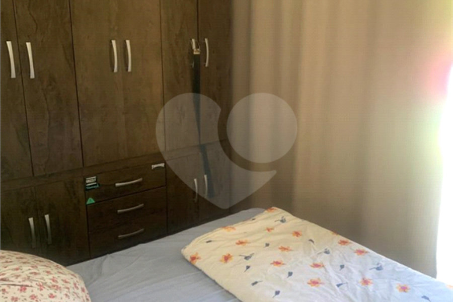 Sobrado à venda com 4 quartos, sendo 2 suítes, em Horto, São Paulo, SP