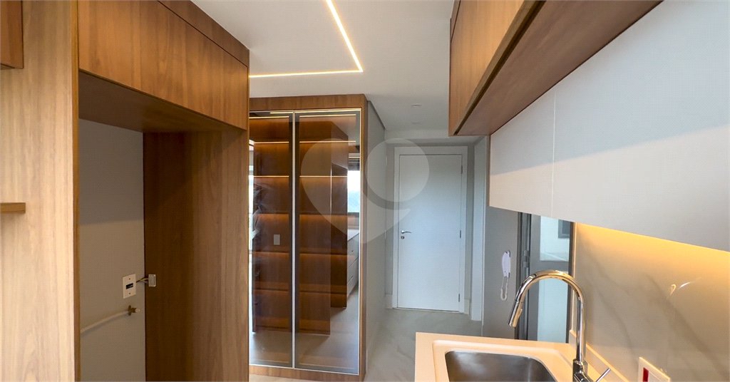 Apartamento à venda com 3 quartos, sendo 1 suíte, em Barra Funda, São Paulo, SP