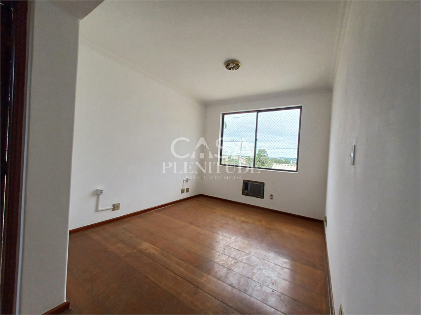 Apartamento à venda com 3 quartos, sendo 1 suíte, em Jardim Ferreira, Sorocaba, SP