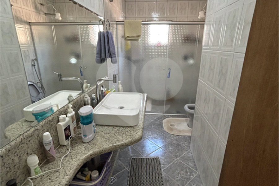 Sobrado à venda com 3 quartos em Tremembé, São Paulo, SP