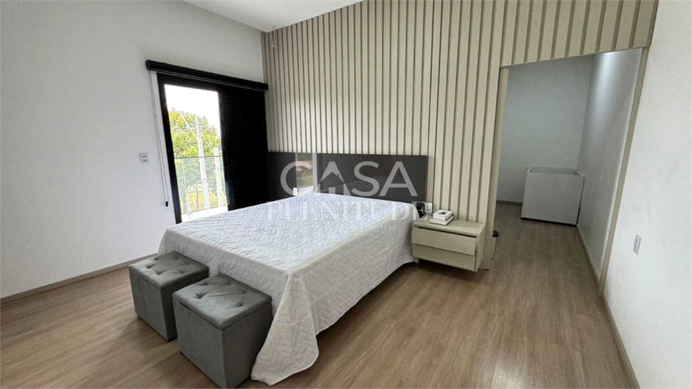 Casa em condomínio à venda ou para alugar com 5 quartos, sendo 3 suítes, no Centro, Piedade, SP