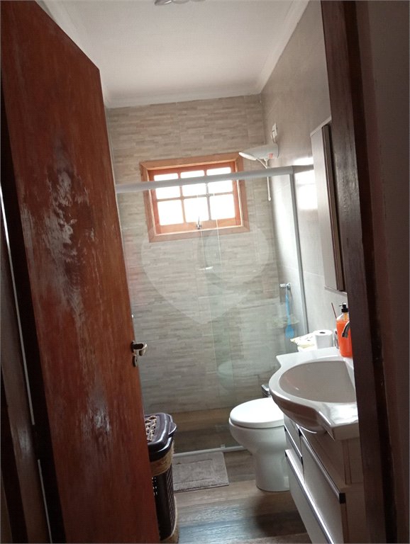 Casa à venda com 4 quartos, sendo 2 suítes,  em Guaxinduva, Atibaia, SP