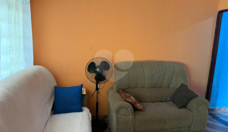 Chácara à venda com 2 quartos em Conceição, Itapetininga, SP