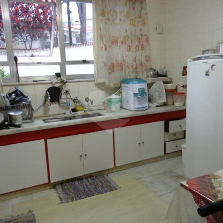 Casa à venda com 4 quartos, sendo 2 suítes,  em Jardim Bonfiglioli, São Paulo, SP