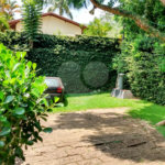 Casa à venda com 4 quartos, sendo 1 suíte, no condomínio Residencial Vale das Laranjeiras, Indaiatuba - SP