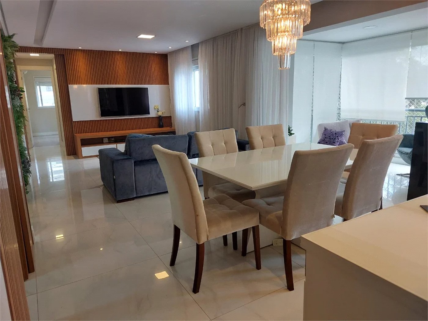 Apartamento à venda com 4 quartos, sendo 2 suítes, em Jardim Caboré, São Paulo, SP