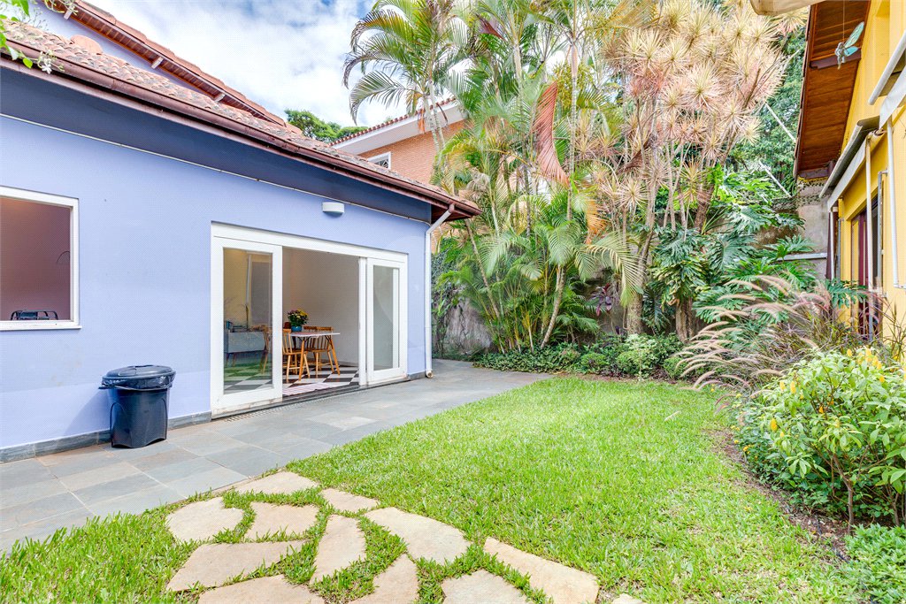 Casa à venda com 2 suítes em Alto da Boa Vista, São Paulo, SP