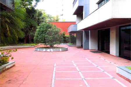 Apartamento à venda com 4 suítes em Vila Andrade, São Paulo, SP