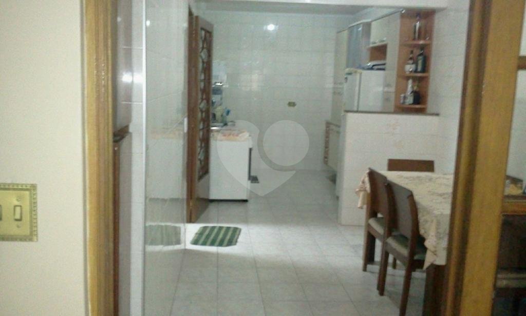 Casa à venda com 2 quartos, sendo 1 suíte, em Vila Gumercindo, São Paulo, SP