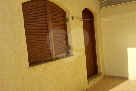 Casa Térrea à venda com 4 quartos, sendo 2 suítes,  em Vila Esperia ou Giglio, Atibaia, SP