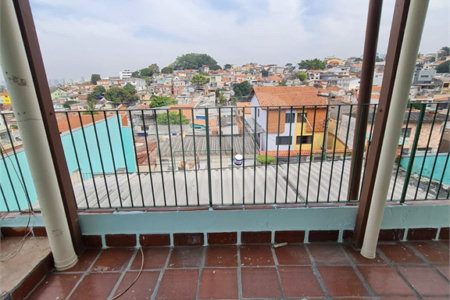 Casa à venda com 6 quartos em Vila dos Remédios, São Paulo, SP