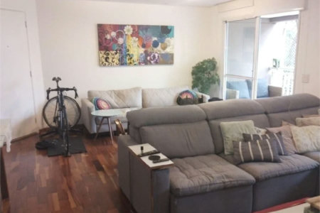 Apartamento à venda com 2 quartos, sendo 1 suíte, em Vila Andrade, São Paulo, SP