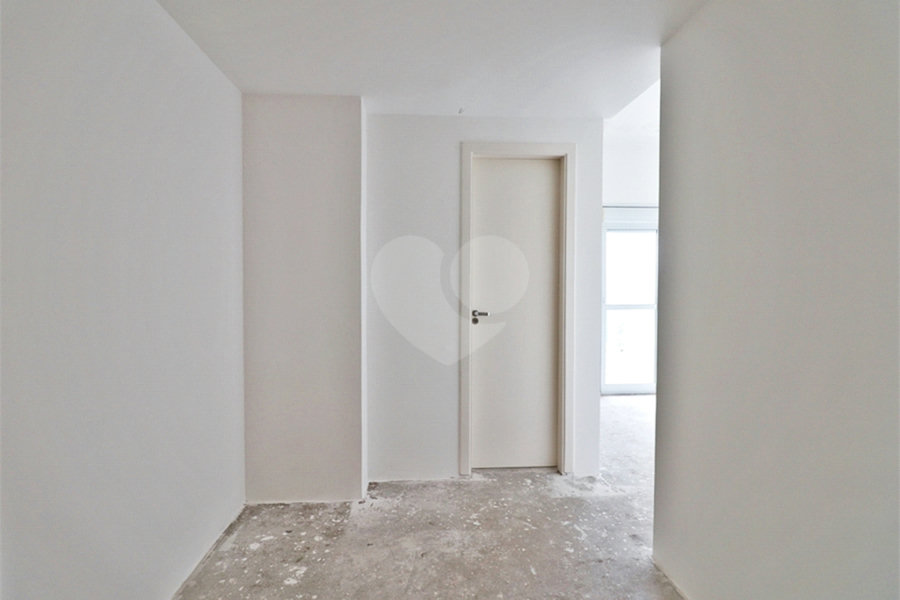 Apartamento à venda com 3 suítes em Santa Teresinha, São Paulo, SP