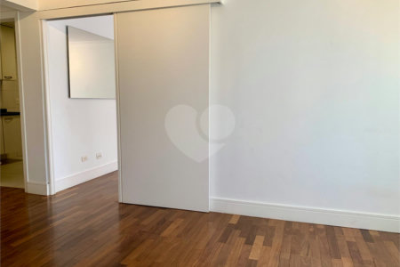 Apartamento à venda com 3 quartos, sendo 1 suíte, em Perdizes, São Paulo, SP