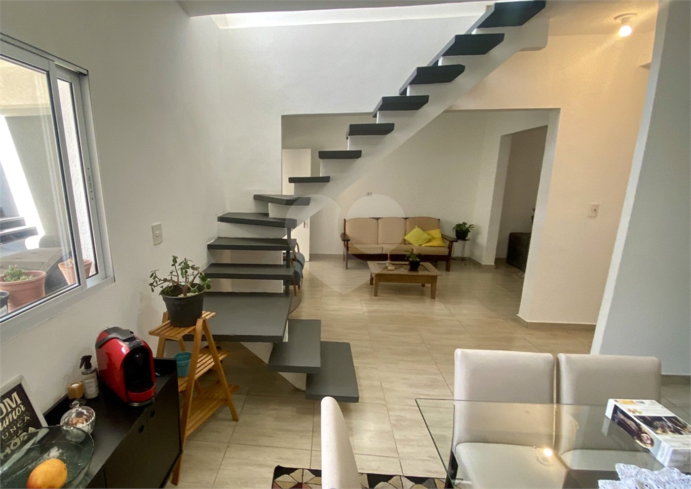 Sobrado à venda com 4 quartos, sendo 1 suíte, em Vila Medeiros, São Paulo, SP