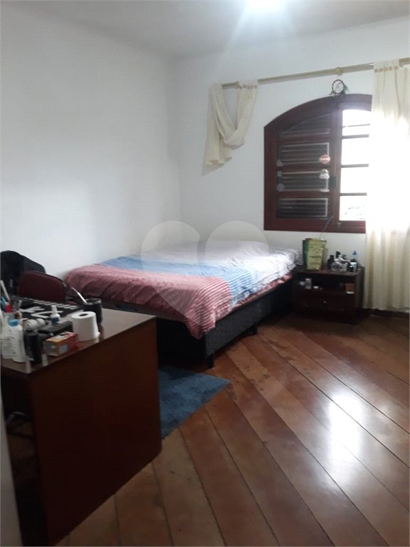 Sobrado à venda com 3 quartos, sendo 1 suíte, em Jardim Flórida, São Roque, SP