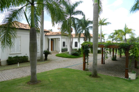 Casa à venda com 3 suítes no condomínio Fazenda Vila Real, Itu - SP