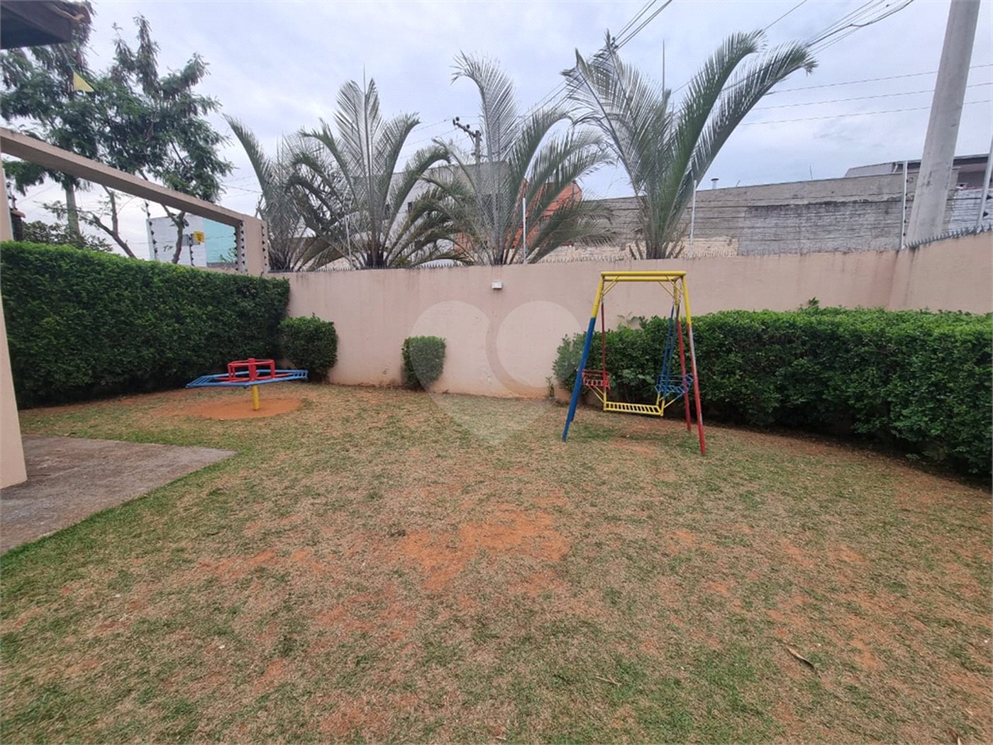 Casa à venda com 3 quartos, sendo 1 suíte,  no condomínio Bella Vista, Sorocaba - SP