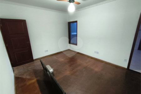 Casa à venda com 7 quartos, sendo 2 suítes,  no Centro, Itapetininga, SP