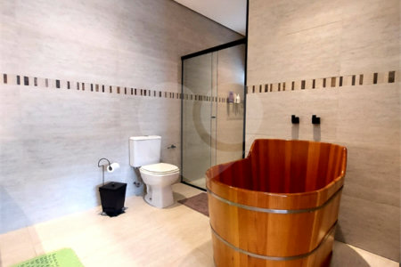 Casa à venda ou para alugar com 4 suítes no condomínio Jardim Primavera, Louveira - SP