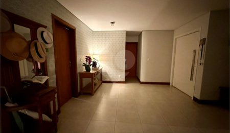Casa à venda com 4 suítes no condomínio Damha II, São Carlos - SP