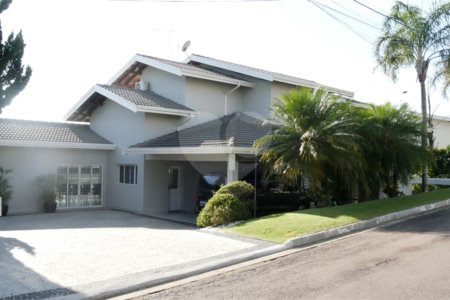 Residência de Luxo a venda no Condomínio Villaggio Capriccio -Louveira