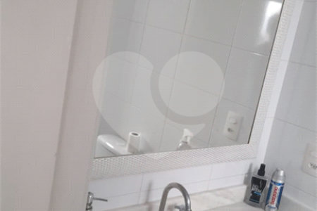 Apartamento na Mooca com 77m2 com 3 dormitórios sendo 1 suíte, 3 banheiros, 2 vagas de garagem
