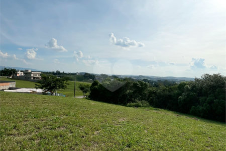 Terreno a venda no Condomínio Residencial Santa Isabel