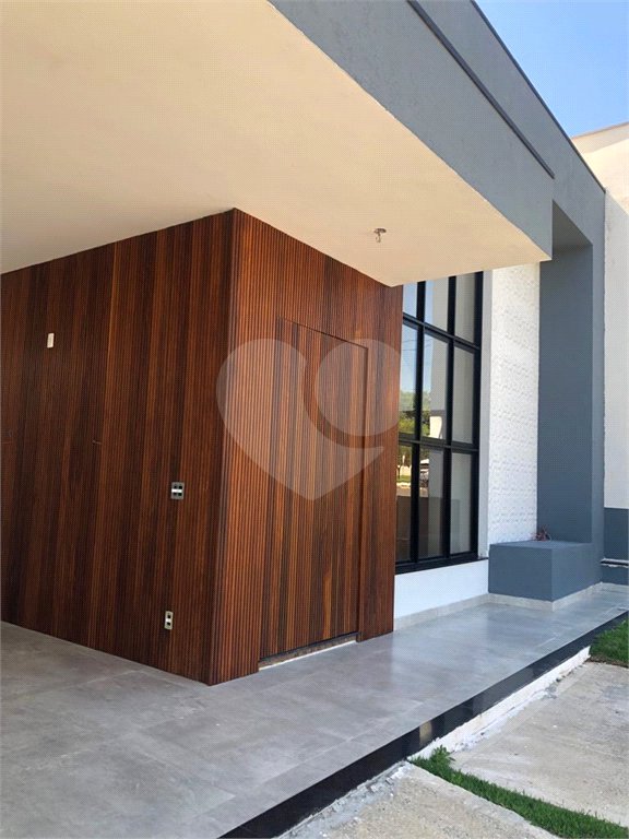 Indaiatuba - Condominio Jardins di Roma - Venda -Locação 0 R$ 10.000,00 mais encargos - condominio - R$ 650,00 - IPTU - R$ 230,00 - Terreno 300ms - construido 170 metros quadrados - Terrea - 3 quartos, uma suíte e uma demi suite , 4 banheiros , piscina - Preparado para água quente até a piscina!!