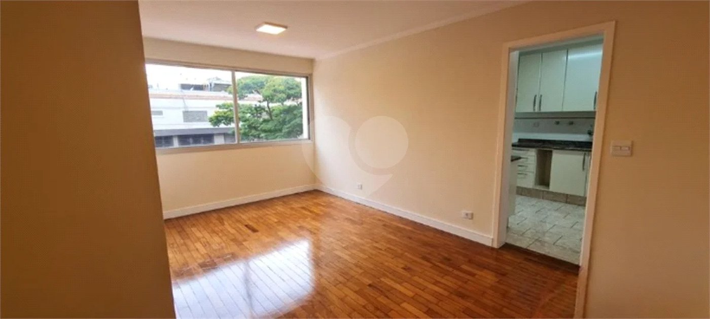 Apartamento para alugar com 3 quartos, sendo 1 suíte,  em Santana, São Paulo, SP