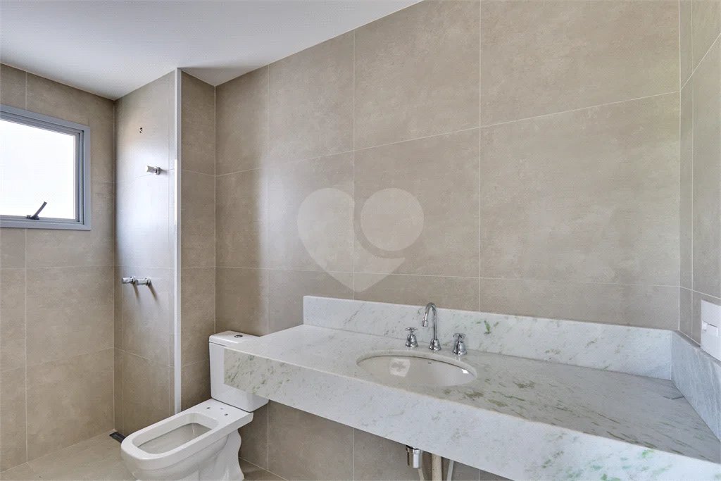 Apartamento à venda com 3 quartos, sendo 1 suíte, em Jardim Marajoara, São Paulo, SP