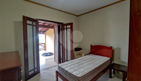 Casa à venda com 3 quartos, sendo 1 suíte, em Parque Fehr, São Carlos, SP