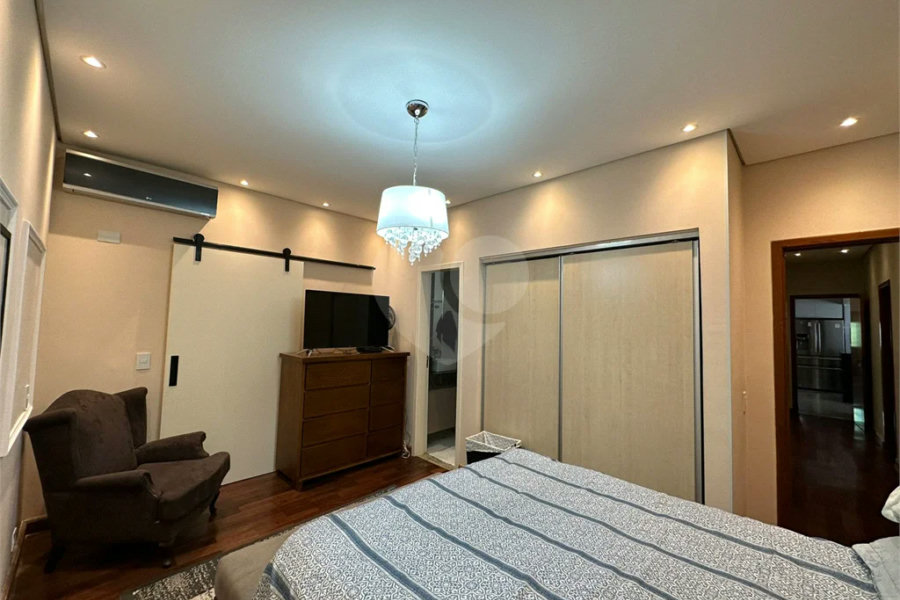 Casa à venda e locação no Condomínio Monte Alegre com 04 suítes.