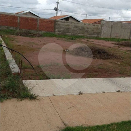 Terreno com 176,00 m² .