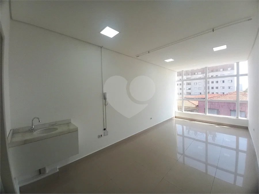 Sala Comercial para locação na Região da Vila Santa Catarina!!!