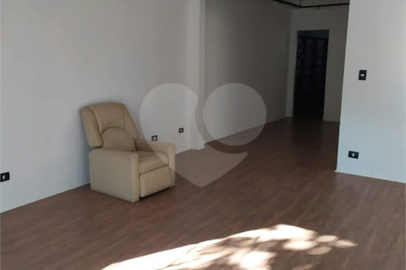 Casa na Vila Monte Alegre com 330m²