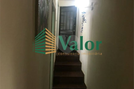 Casa térrea a venda