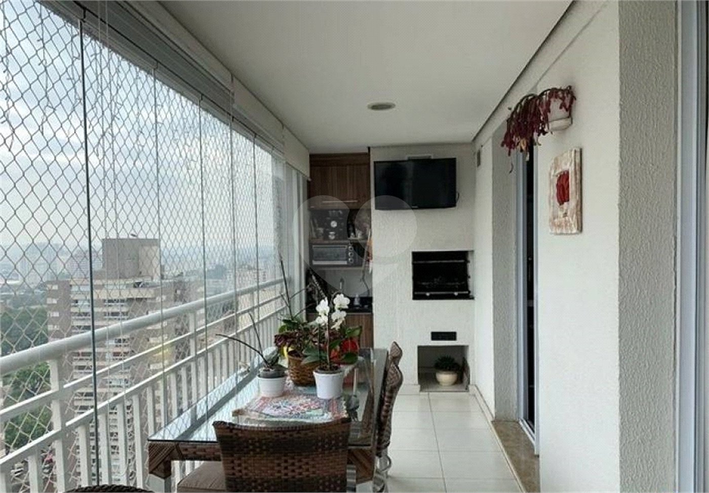 Apartamento 112m2 para venda na Mooca com 3 dormitórios. + 2 vaga. Rua Taquari.