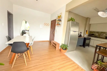 Apartamento de 80m² a venda e locação em Moema - 02 dorm, 02 Banheiros 01 Vaga