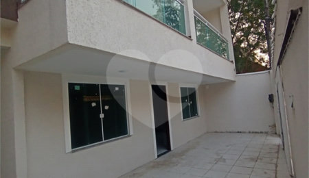 Casa à venda com 4 quartos, sendo 1 suíte, em Campo Grande, Rio de Janeiro, RJ