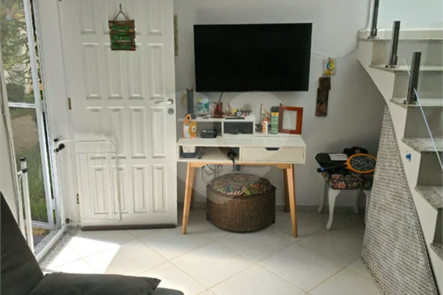 Apartamento à venda com 2 suítes em Maitinga, Bertioga, SP