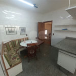 Sobrado no Condomínio Faber 1