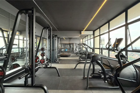 Indaiatuba- Sp - Edificio Athmosfera- R$ 1.800.000,00 - andar alto - 130,00 ms de area util - 3 suites, lavabo, sala 2 ambientes, 3 vagas de garagens - Area de lazer - Brinquedoteca - Piscina - Portão eletrônico - Portaria 24hs - sala de ginástica - Salão de festas - Salão de jogos - Cinema